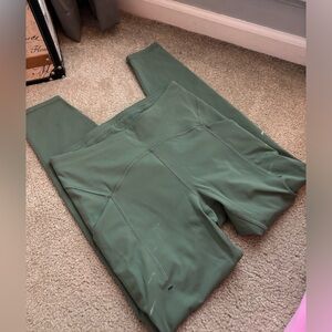 Buttery soft lululemon leggings